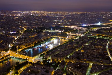 Paris gece