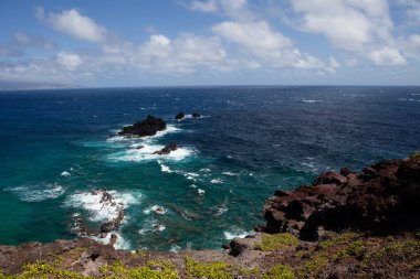 Maui sahil şeridi ile arka planda alanai