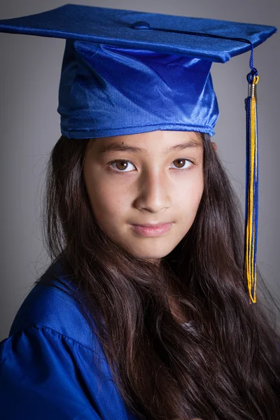 Graduado bastante joven — Foto de Stock