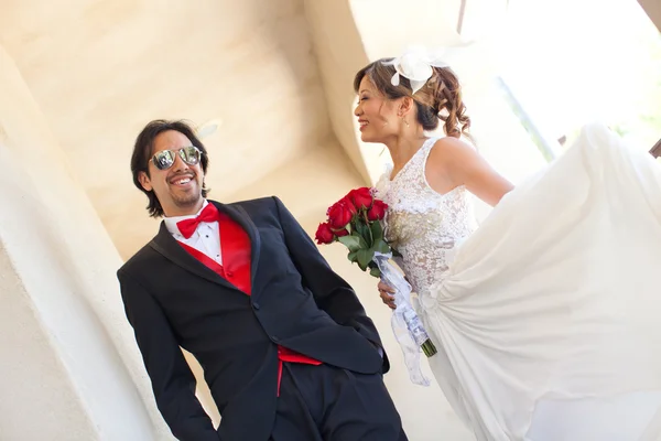 Beautiful Bride and Groom — Stock Photo, Image