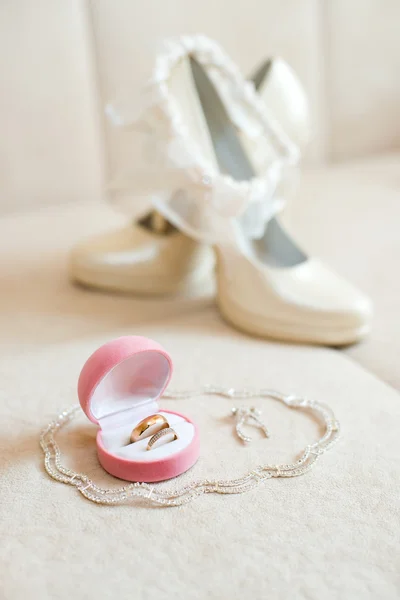 Wedding rings — Stock Photo, Image