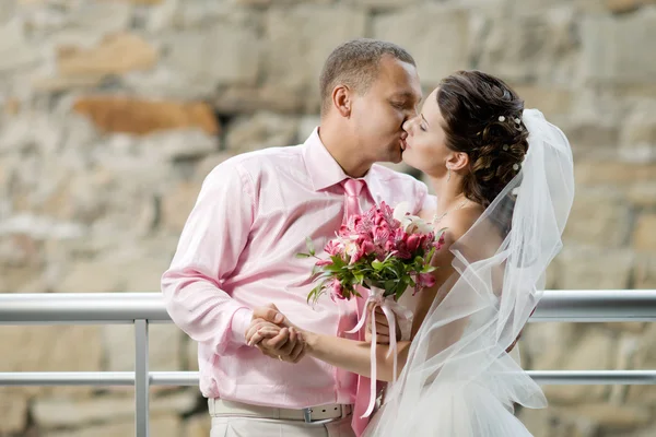 Newly married couple — Stock Photo, Image