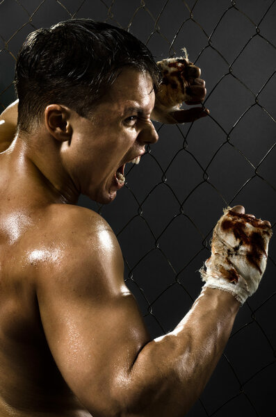 Уличный боец
