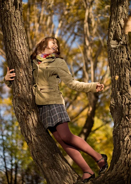 Glückliches Mädchen — Stockfoto