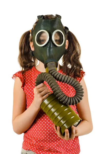 Klein meisje in gas masker — Stockfoto