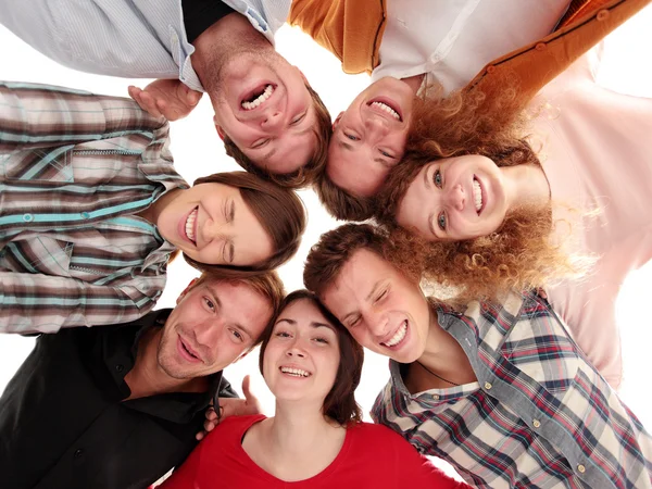 Niederwinkelblick auf das Geschäft mit den Köpfen — Stockfoto