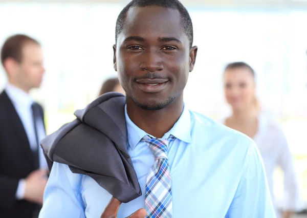 Retrato de um belo homem de negócios negro — Fotografia de Stock