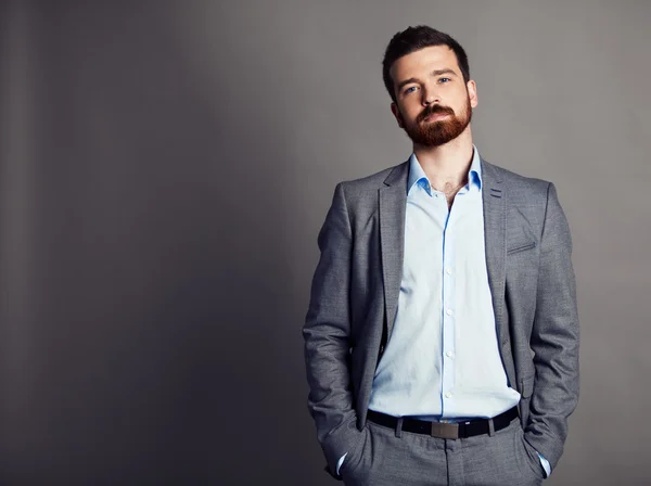 Un hombre de negocios seguro — Foto de Stock