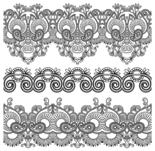 Black and white collection of seamless ornamental floral stripes — Stock Vector