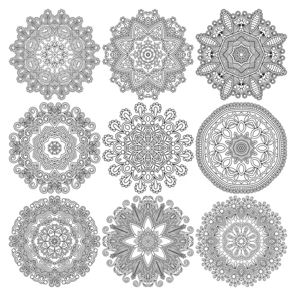 Ornement en dentelle circulaire, motif napperon géométrique décoratif rond — Image vectorielle