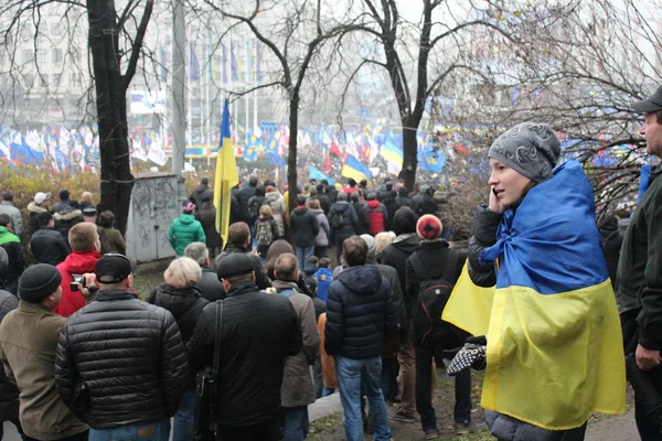 Massmöte för att ange i Ukraina till Europeiska unionen, euromaydan, kiev, Ukraina, 24 november 2013 — Stockfoto