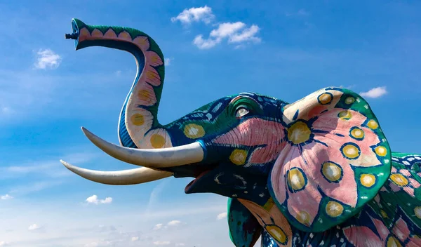 Elephant Figurine Blue Sky — Stock Photo, Image