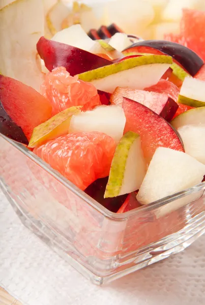 Salada de frutas frescas para o café da manhã — Fotografia de Stock