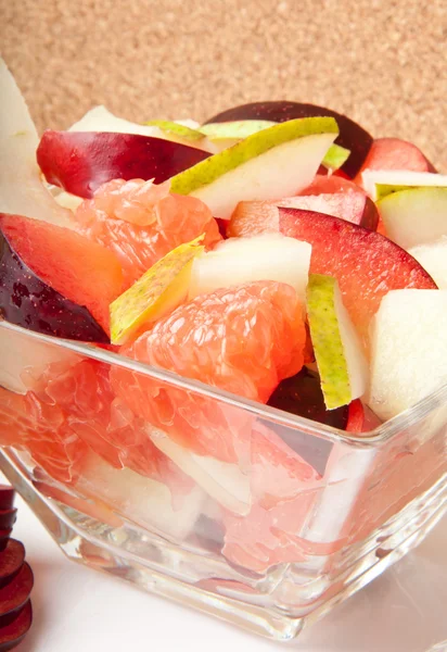 Salada de frutas frescas para o café da manhã — Fotografia de Stock