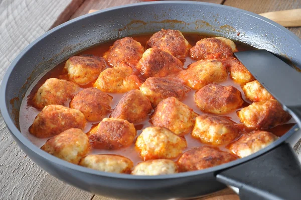 Meatballs in tomato sauce — Stock Photo, Image