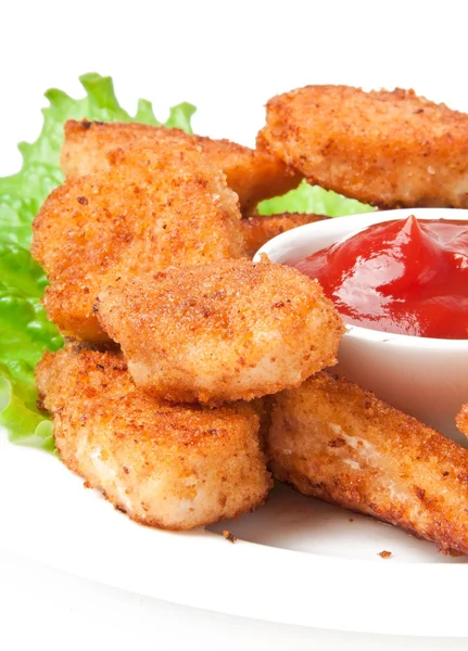 Nuggets de frango frito fresco e perfumado — Fotografia de Stock