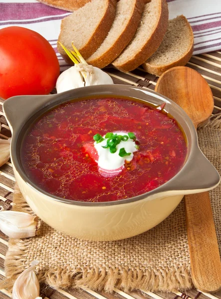 Ukrainian and russian national red soup-borsch closeup — Stock Photo, Image
