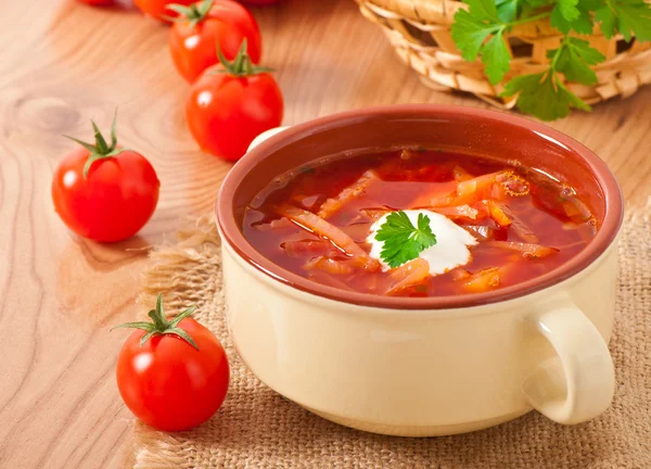 Ucraniano e russo nacional vermelho sopa-borsch closeup — Fotografia de Stock