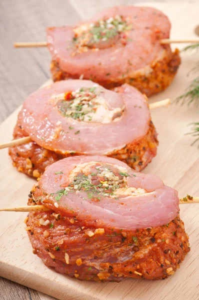 Meat rolls with herbs - prepared for roasting — Stock Photo, Image