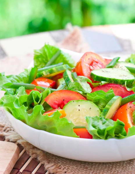 Salade met groenten — Stockfoto