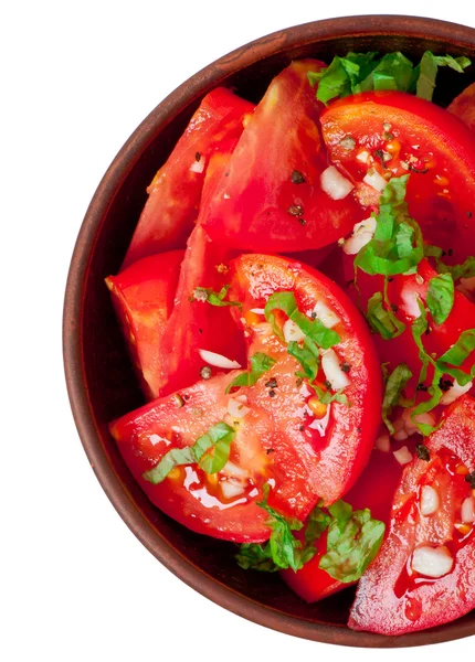 Ensalada de tomate con albahaca, pimienta negra y ajo — Foto de Stock