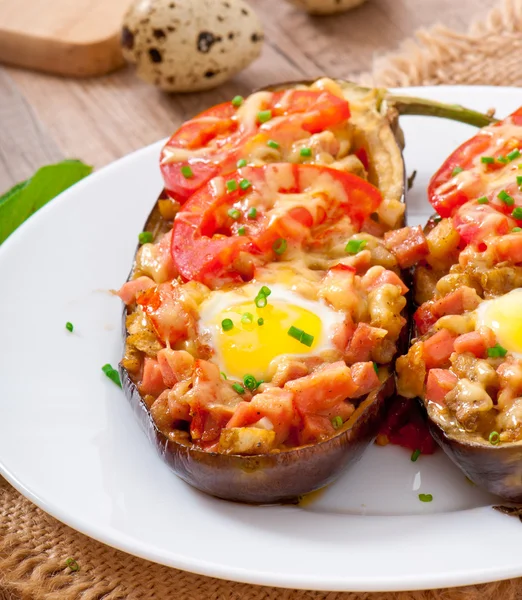 Horno de berenjena relleno horneado — Foto de Stock