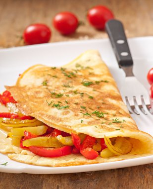 kavrulmuş peppers ile omlet