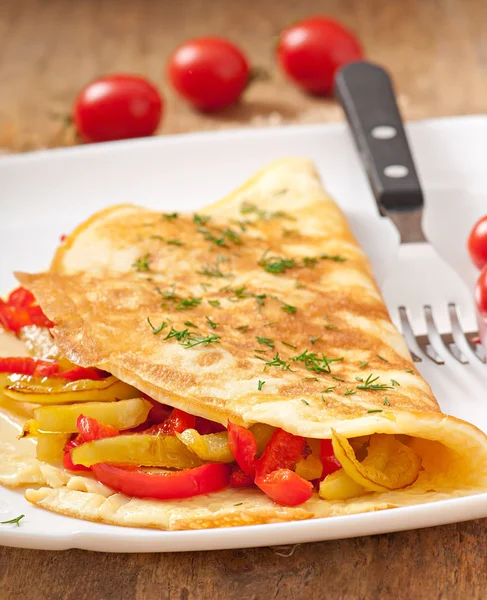 Omelet met geroosterde paprika 's — Stockfoto