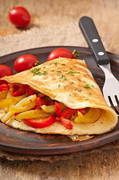 Omelette with roasted peppers — Stock Photo, Image