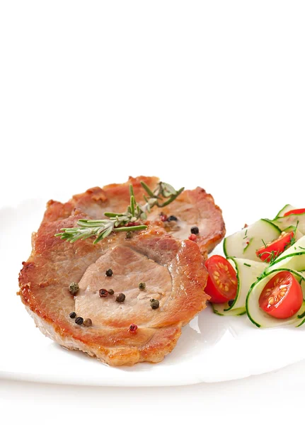 Steak meat with vegetable salad — Stock Photo, Image