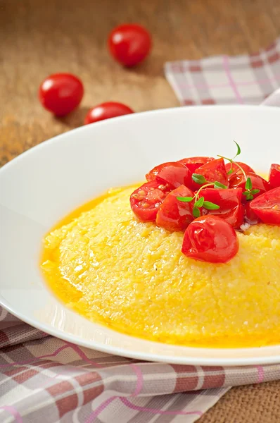 Polenta - comida tradicional italiana — Foto de Stock