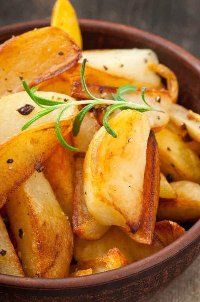 Pommes frites klyftpotatis — Stockfoto