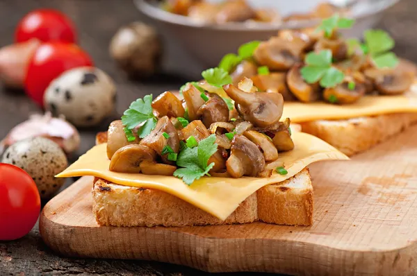 Toast sandwich with mushroom, cheese and parsley, selective focus — Stock Photo, Image