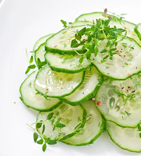 Frischer Gurkensalat — Stockfoto