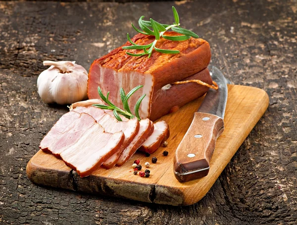 Slices smoked bacon — Stock Photo, Image