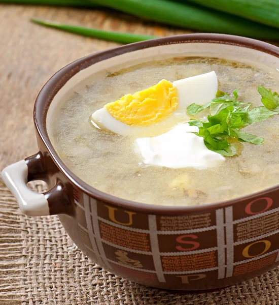 Soup with sorrel and egg — Stock Photo, Image