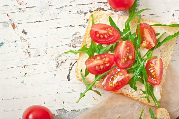 Sandwich met tomaten — Stockfoto