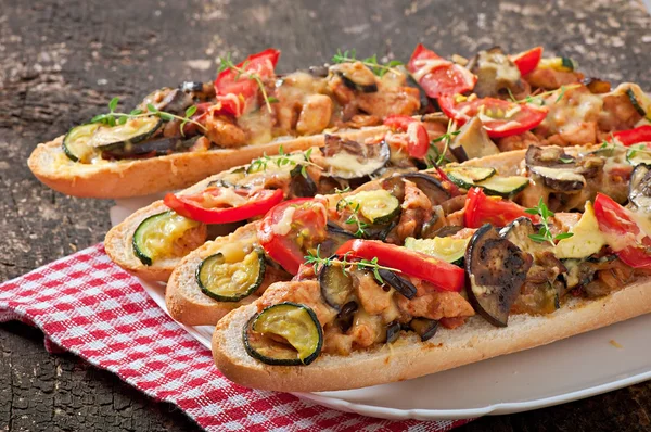 Sandwiches with vegetables — Stock Photo, Image