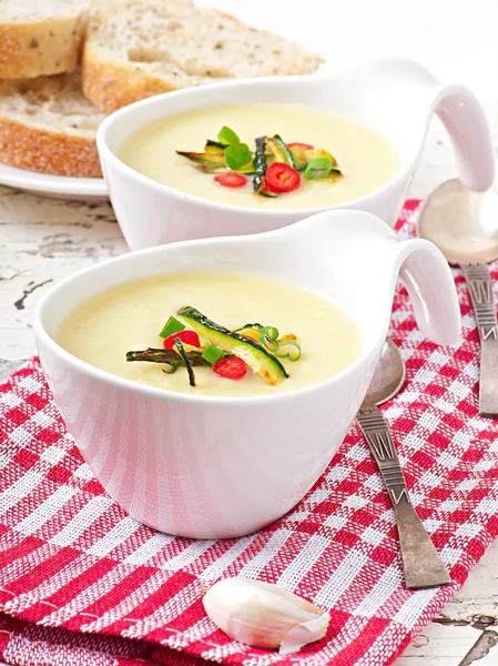 Sopa de creme de abobrinha — Fotografia de Stock