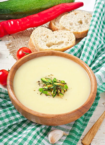 Zucchini cream soup — Stock Photo, Image