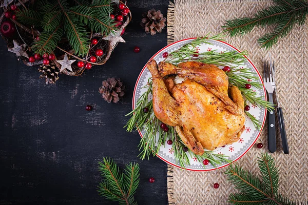Fırında Tavuk Hindi Noel Masası Hindi Ile Servis Edilir Parlak — Stok fotoğraf