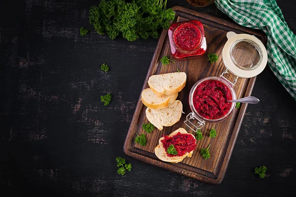 Mâncare Vegetariană Borcan Sfeclă Rosie Mâncare Sănătoasă Sandvișuri Sfeclă Roșie — Fotografie, imagine de stoc
