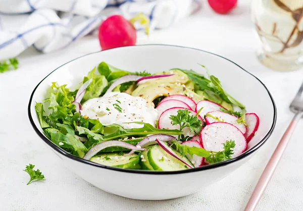 Vegetarian Vegetable Salad Radish Cucumbers Avocado Yogurt Healthy Vegan Food — Stock Photo, Image