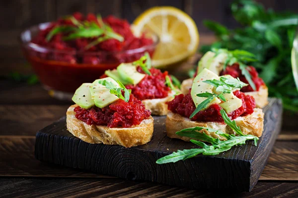 Mâncare Vegetariană Mâncare Sănătoasă Sandvișuri Sfeclă Roșie — Fotografie, imagine de stoc