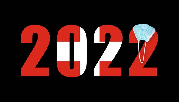 面具上的2022年数字背景下的瑞士国旗 — 图库照片