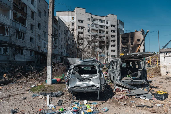 BORODIANKA, KYIV REGION, UKRAine - Mart 2022. Rus işgalciler tarafından yıkılan sivil binalar..