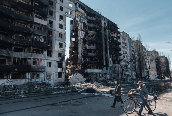 BORODIANKA, KYIV REGION, UKRAine - Mart 2022. Rus işgalciler tarafından yıkılan sivil binalar..