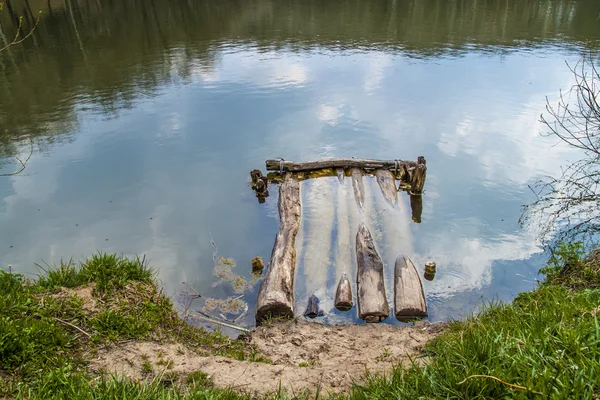 Kleiner Liegeplatz — Stockfoto