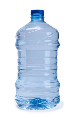 Polikarbonat plastik şişe maden suyu.