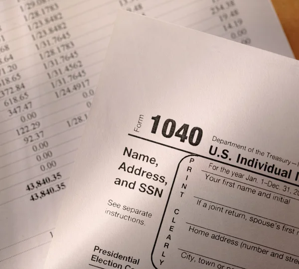 Tax form and operating budget — Stock Photo, Image